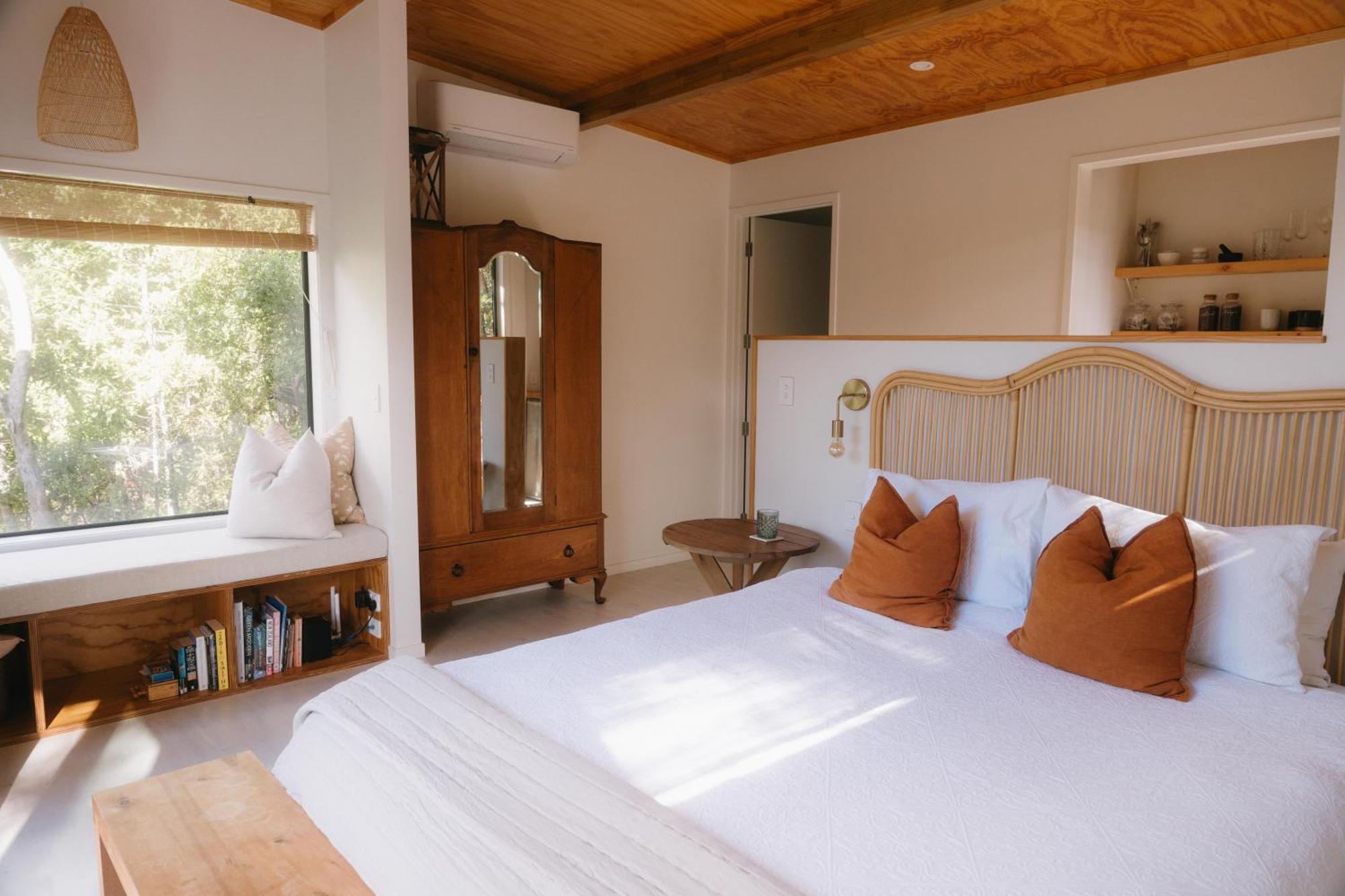 Treetop Tranquility At Rekindle Tree Houses Opua Exterior photo